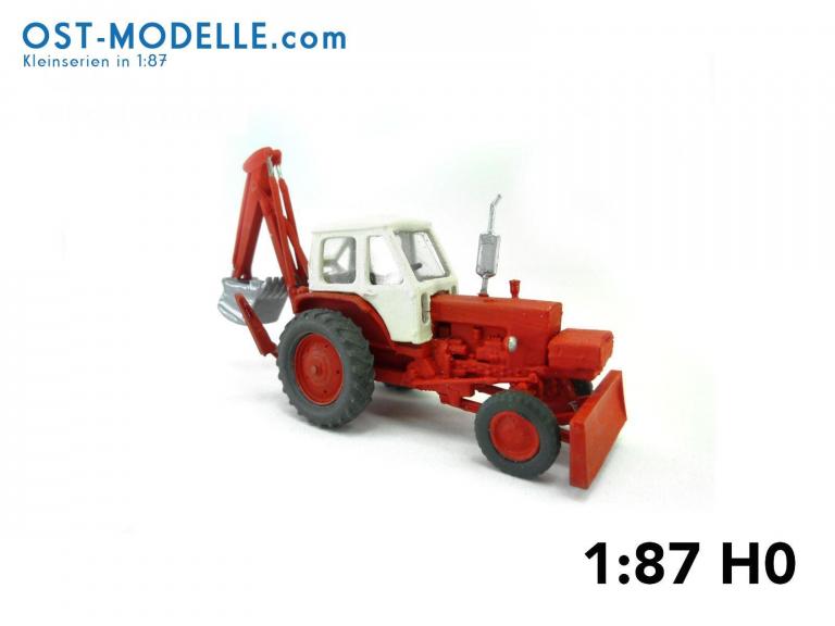 Traktorbagger JuMZ-6 (EO2621A) – rot weiß Fahrstellung